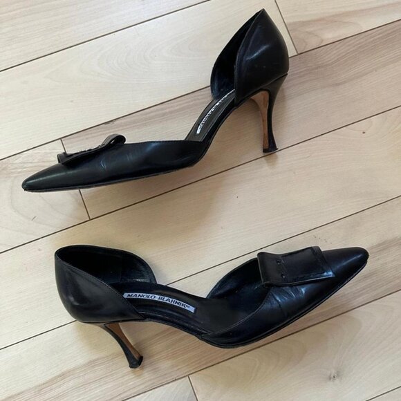Manolo Blahnik Leather D’Orsay Pumps – Classic Black Pointed Toe Heels - Picture 7 of 8